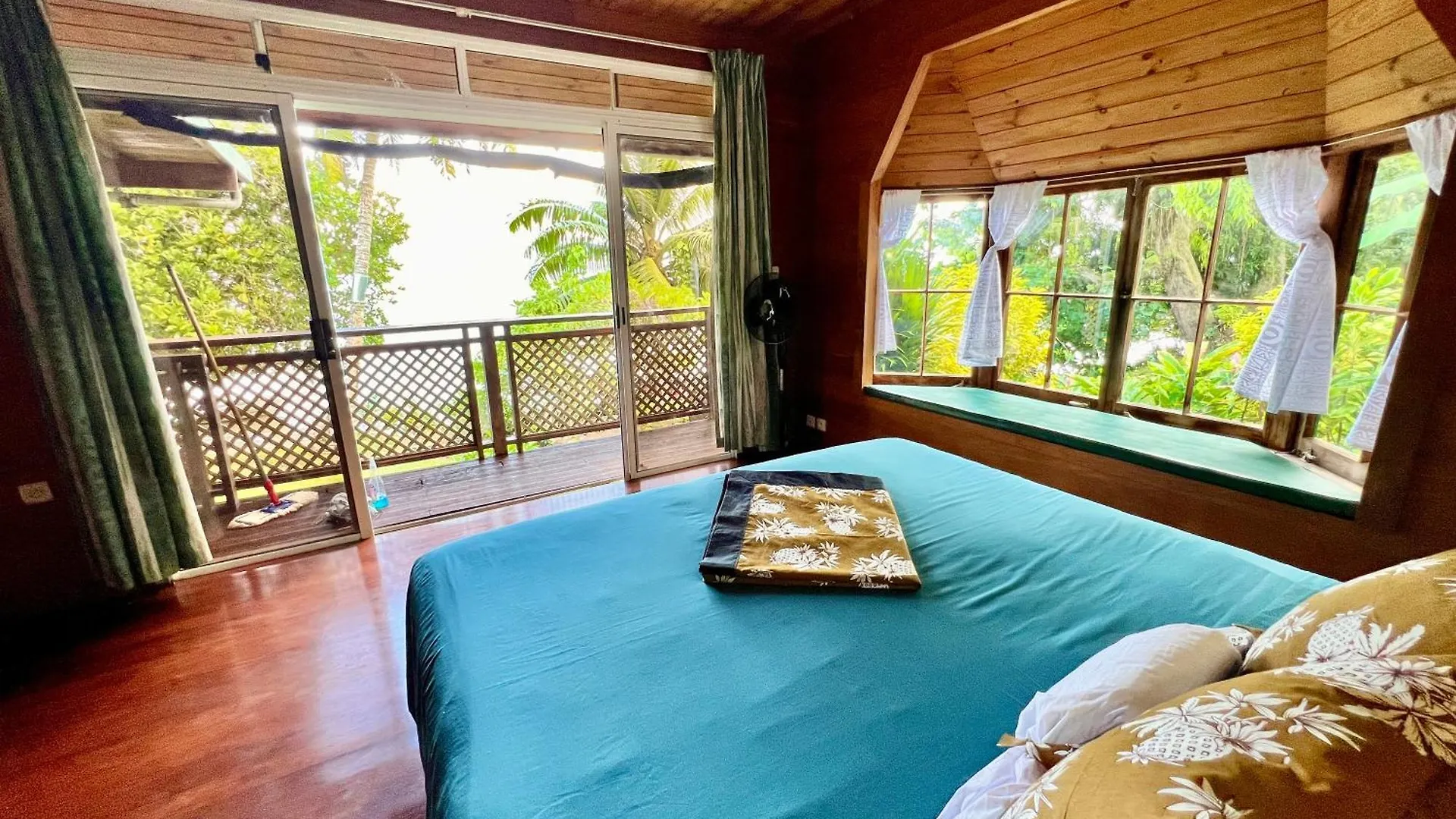 Ferienhaus Fare Hotu Villa Fitii